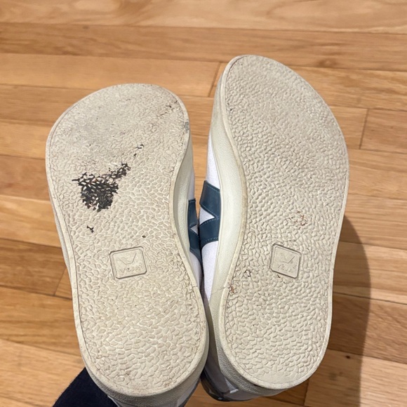 Veja Women's Cream and Navy Athletic Shoes - Picture 4 of 6